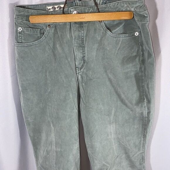 WE THE FREE CURVY HIGH-RISE BACK LACE CORDS MOSS - Picture 4 of 6